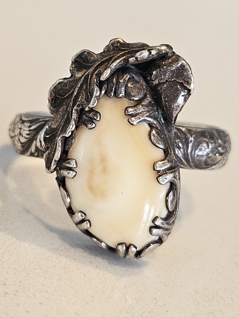 Vintage Native American Handmade Sterling Silver Elks Tooth Ivory Ring